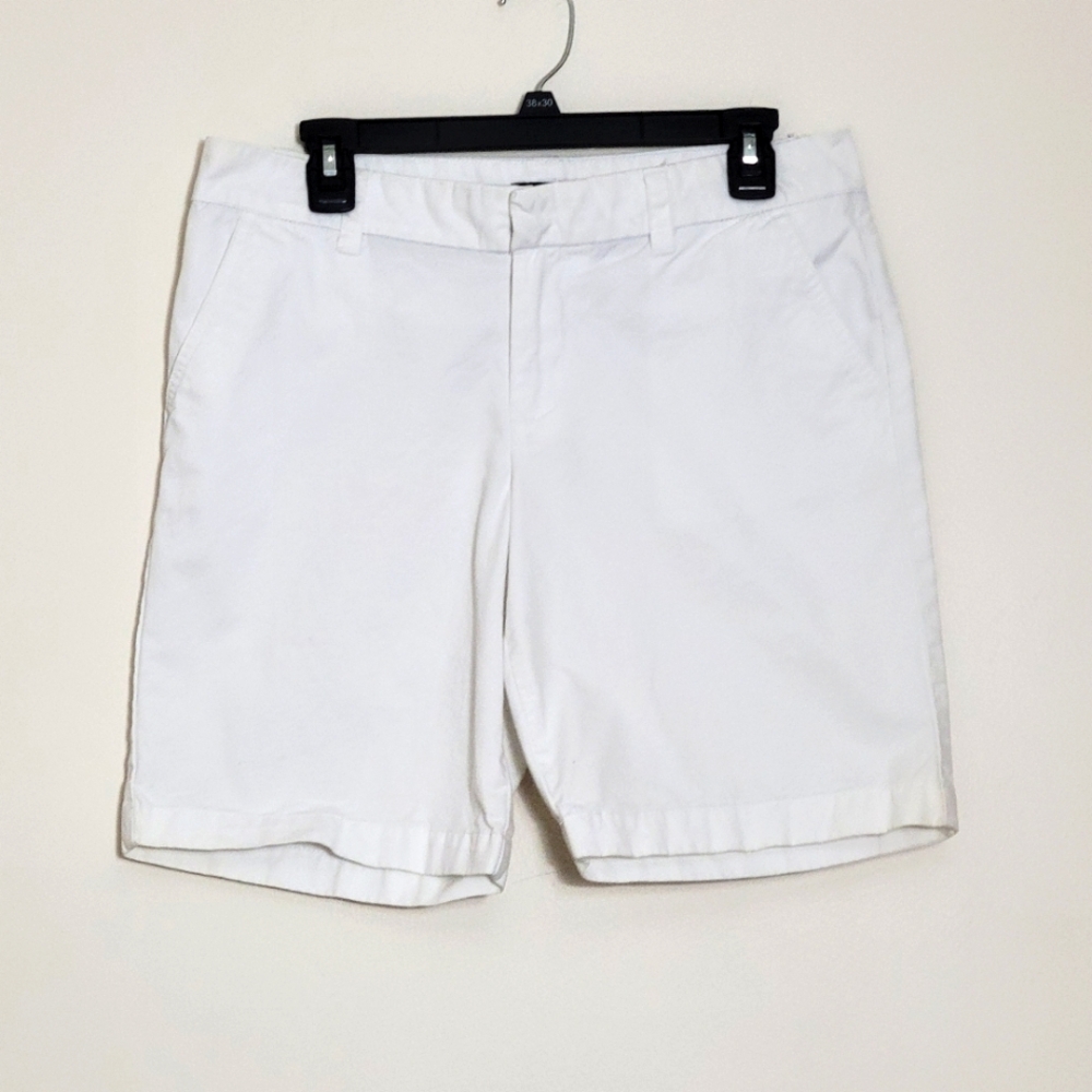 Tommy Hilfiger White Bermuda Shorts Size 7